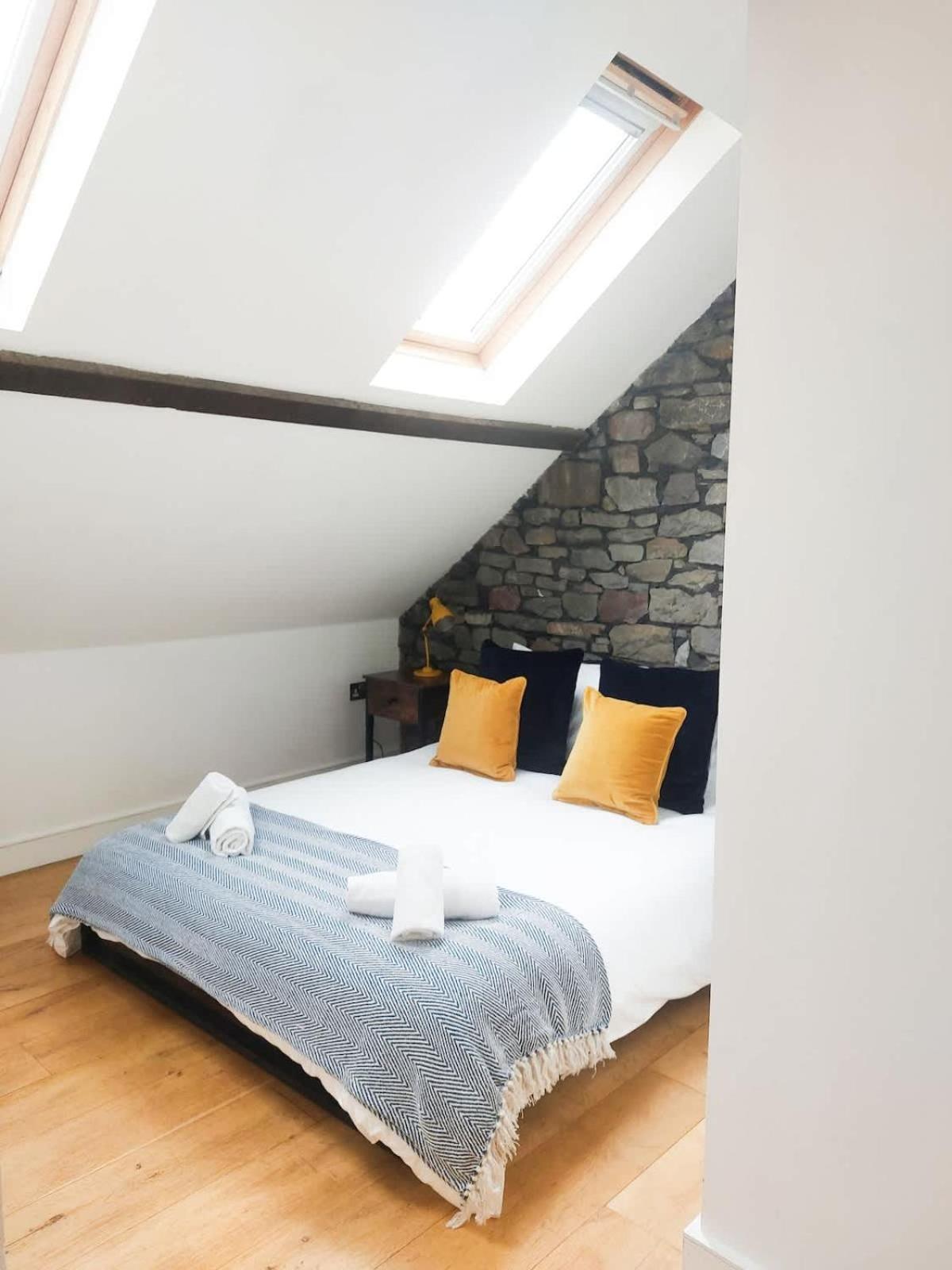 Converted Factory Loft Apartment Bristol Exterior photo
