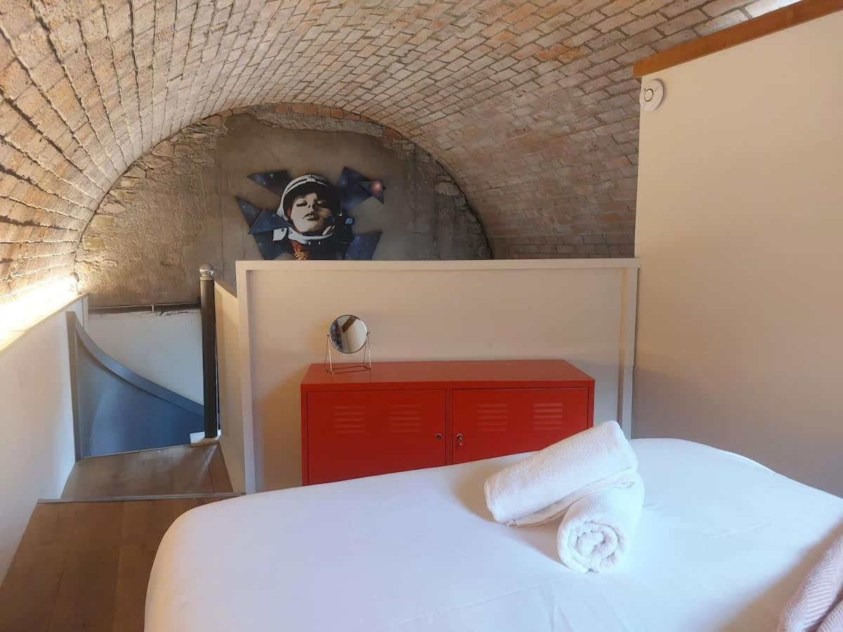 Converted Factory Loft Apartment Bristol Exterior photo