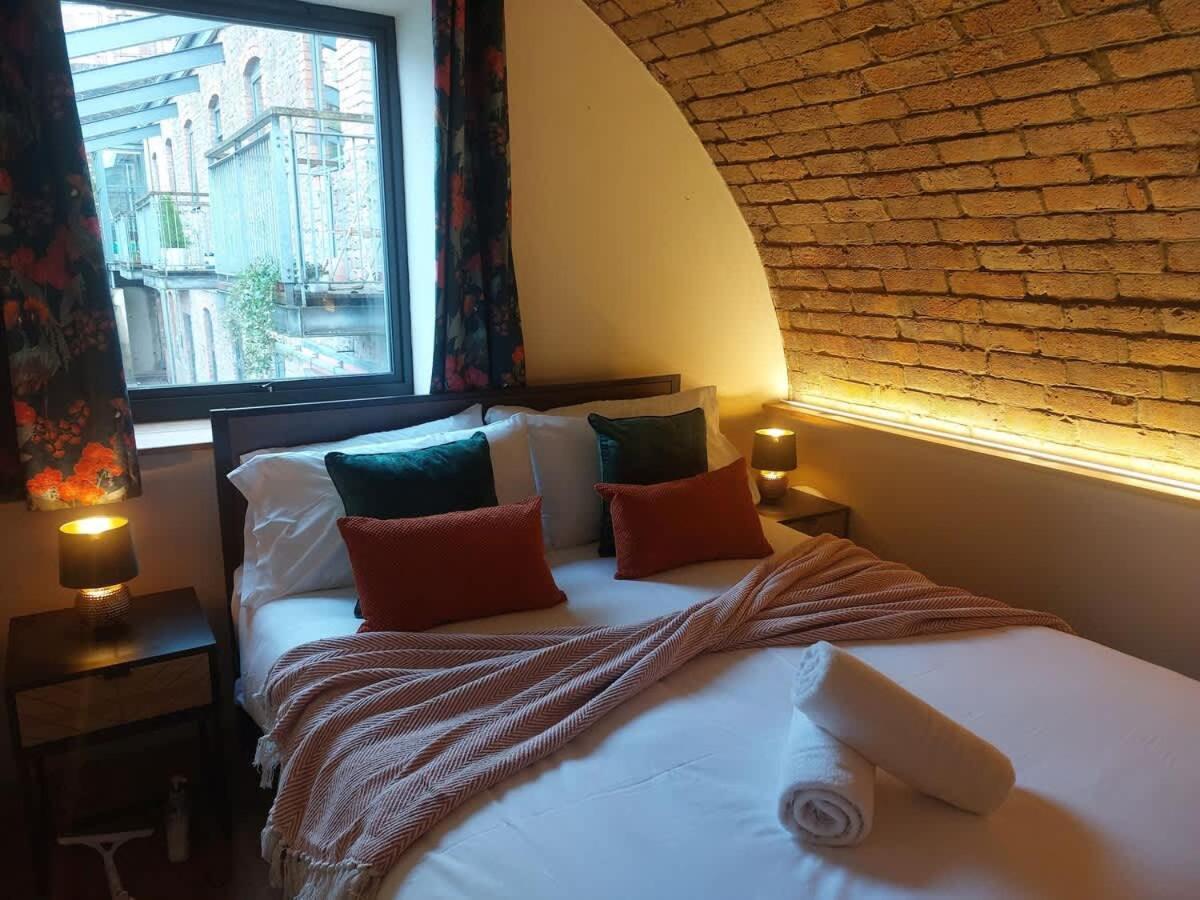Converted Factory Loft Apartment Bristol Exterior photo