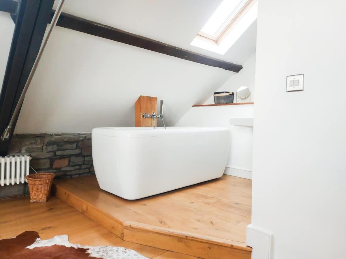 Converted Factory Loft Apartment Bristol Exterior photo